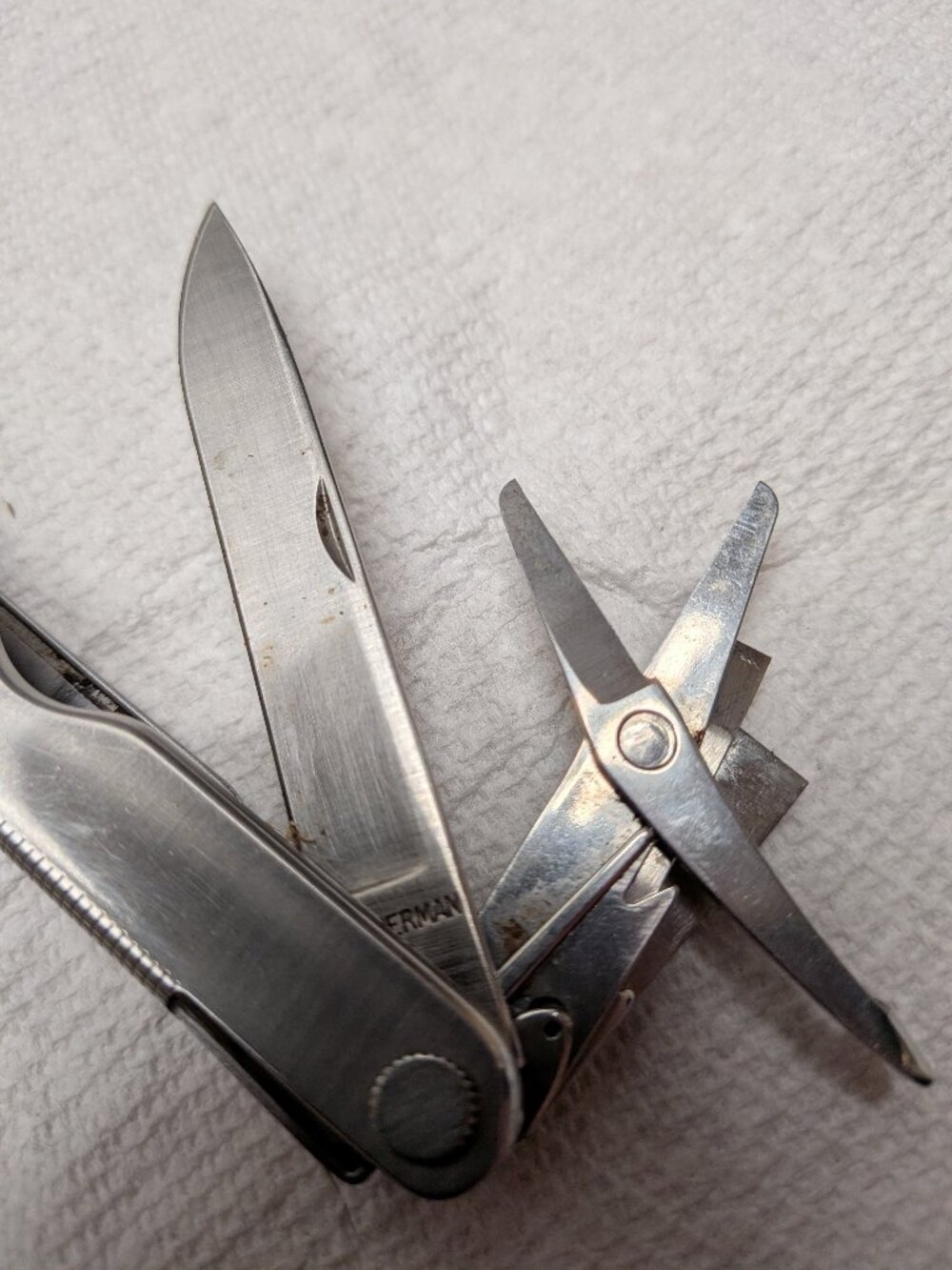 Leatherman Pulse Multi-tool - Picture 2 of 5